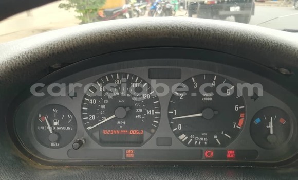 Acheter Occasion Voiture BMW E46 Noir à Lomé, Togo Acheter Occasion Voiture BMW E46 Noir à Lomé, Togo