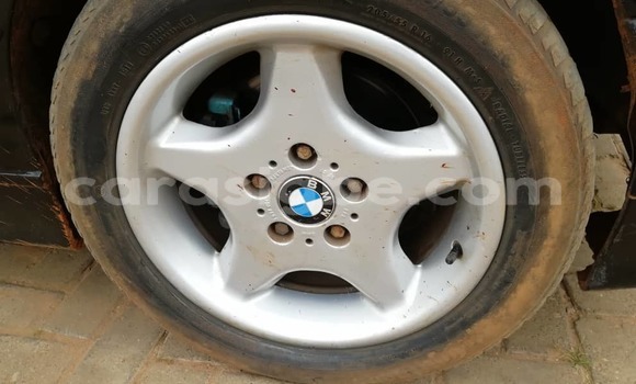 Acheter Occasion Voiture BMW E46 Noir à Lomé, Togo Acheter Occasion Voiture BMW E46 Noir à Lomé, Togo