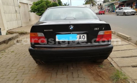 Acheter Occasion Voiture BMW E46 Noir à Lomé, Togo Acheter Occasion Voiture BMW E46 Noir à Lomé, Togo