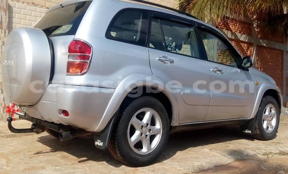Acheter Occasion Voiture Toyota RAV4 Gris à Adawlato, Togo Acheter Occasion Voiture Toyota RAV4 Gris à Adawlato, Togo