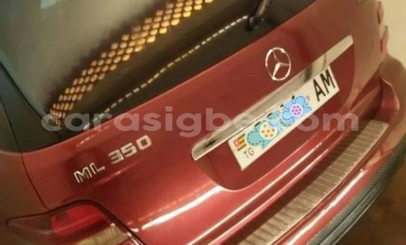 Acheter Occasion Voiture Mercedes‒Benz ML–Class Rouge à Adawlato, Togo Acheter Occasion Voiture Mercedes‒Benz ML–Class Rouge à Adawlato, Togo