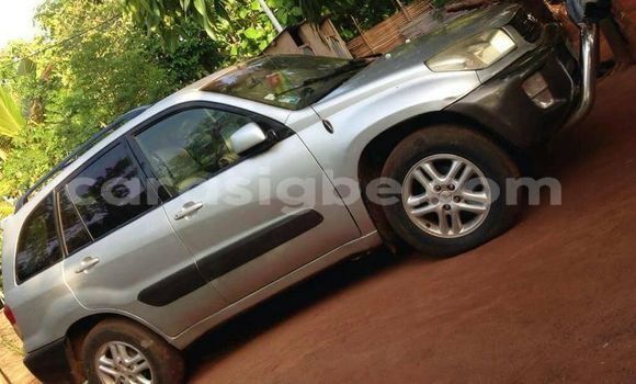 Acheter Occasion Voiture Toyota RAV4 Gris à Adawlato, Togo Acheter Occasion Voiture Toyota RAV4 Gris à Adawlato, Togo