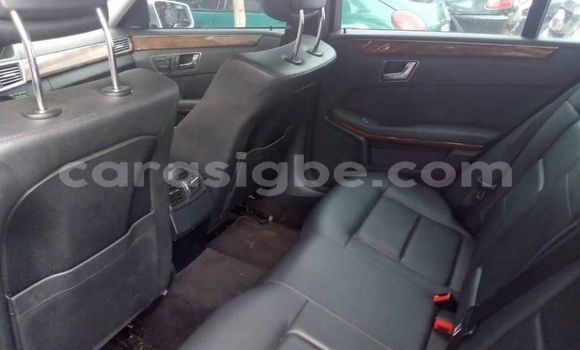 Acheter Occasion Voiture Mercedes‒Benz E–Class Gris à Adawlato, Togo Acheter Occasion Voiture Mercedes‒Benz E–Class Gris à Adawlato, Togo