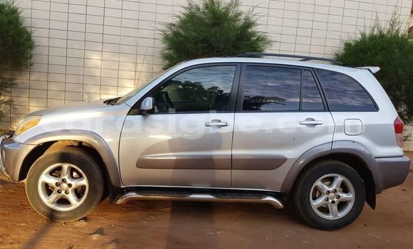 Acheter Occasion Voiture Toyota RAV4 Gris à Adawlato, Togo Acheter Occasion Voiture Toyota RAV4 Gris à Adawlato, Togo