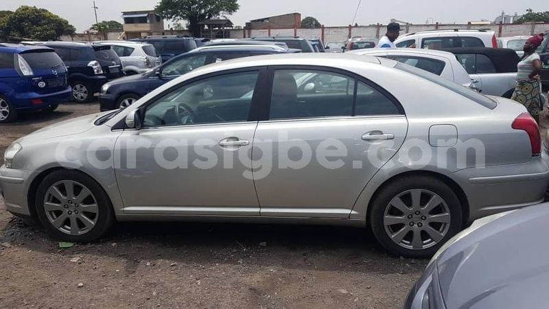 Big with watermark toyota avensis togo lome 5301