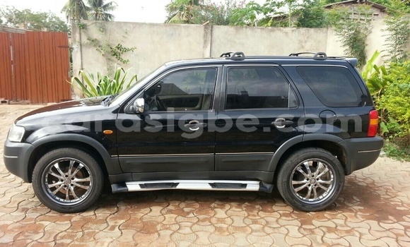 Acheter Occasion Voiture Ford Maverick Noir à Lomé, Togo Acheter Occasion Voiture Ford Maverick Noir à Lomé, Togo