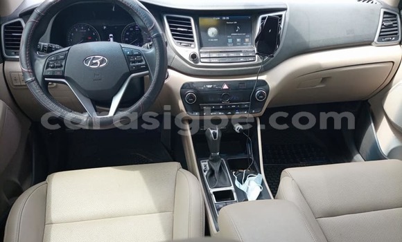Acheter Occasion Voiture Hyundai Tucson Marron à Adawlato, Togo Acheter Occasion Voiture Hyundai Tucson Marron à Adawlato, Togo