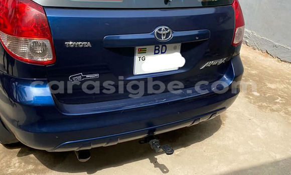 Acheter Occasion Voiture Toyota Matrix Bleu à Adawlato, Togo Acheter Occasion Voiture Toyota Matrix Bleu à Adawlato, Togo