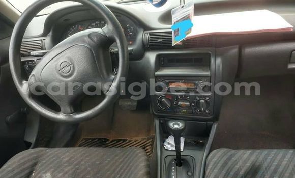 Acheter Occasion Voiture Opel Astra Rouge à Adawlato, Togo Acheter Occasion Voiture Opel Astra Rouge à Adawlato, Togo