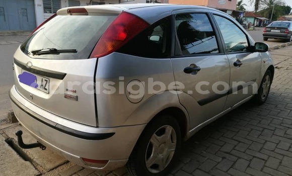 Acheter Occasion Voiture Ford Focus Gris à Lomé, Togo Acheter Occasion Voiture Ford Focus Gris à Lomé, Togo