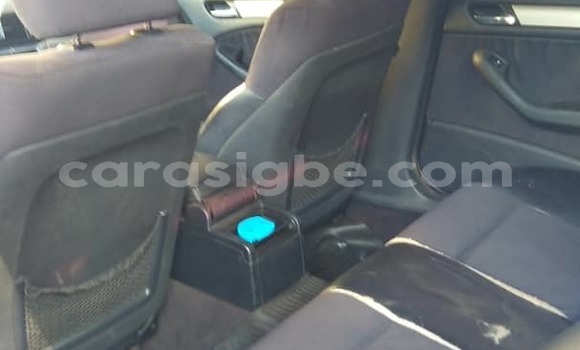 Acheter Occasion Voiture BMW 3200 Noir à Lomé, Togo Acheter Occasion Voiture BMW 3200 Noir à Lomé, Togo