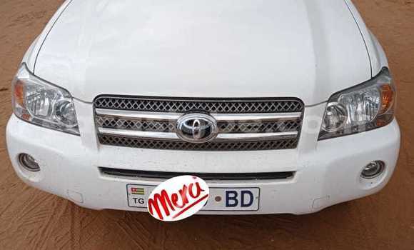 Acheter Occasion Voiture Toyota Highlander Blanc à Lomé, Togo Acheter Occasion Voiture Toyota Highlander Blanc à Lomé, Togo