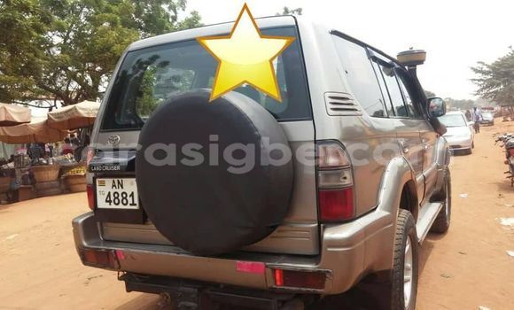 Buy Used Toyota Land Cruiser Silver Car in Adawlato in Togo Buy Used Toyota Land Cruiser Silver Car in Adawlato in Togo