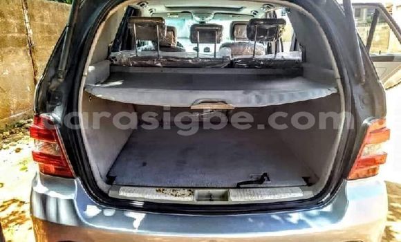Buy Used Mercedes‒Benz ML–Class Silver Car in Lome in Togo Buy Used Mercedes‒Benz ML–Class Silver Car in Lome in Togo