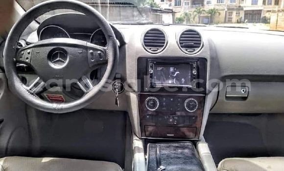 Buy Used Mercedes‒Benz ML–Class Silver Car in Lome in Togo Buy Used Mercedes‒Benz ML–Class Silver Car in Lome in Togo