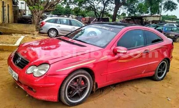 Buy Used Mercedes‒Benz C–Class Red Car in Lome in Togo Buy Used Mercedes‒Benz C–Class Red Car in Lome in Togo