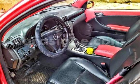 Buy Used Mercedes‒Benz C–Class Red Car in Lome in Togo Buy Used Mercedes‒Benz C–Class Red Car in Lome in Togo