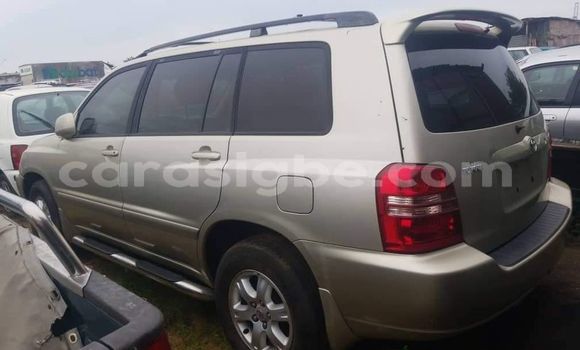 Buy Used Toyota Highlander Beige Car in Lome in Togo Buy Used Toyota Highlander Beige Car in Lome in Togo