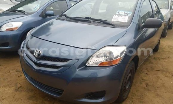 Buy Used Toyota Yaris Blue Car in Lome in Togo Buy Used Toyota Yaris Blue Car in Lome in Togo