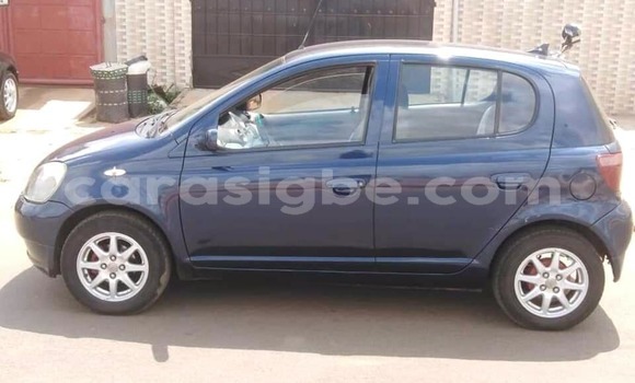 Buy Used Toyota Yaris Blue Car in Lome in Togo Buy Used Toyota Yaris Blue Car in Lome in Togo