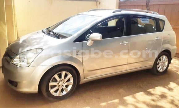 Buy Used Toyota Corolla Verso Silver Car in Lome in Togo Buy Used Toyota Corolla Verso Silver Car in Lome in Togo
