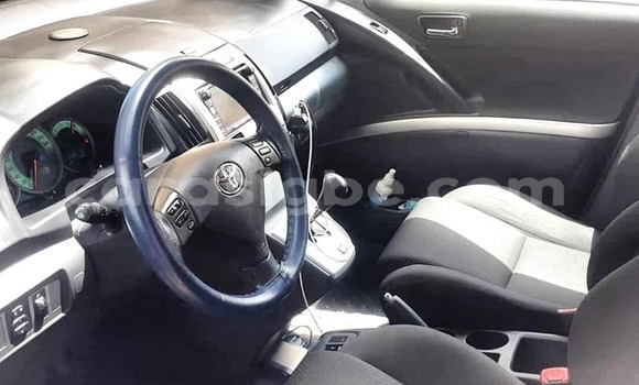 Buy Used Toyota Corolla Verso Silver Car in Lome in Togo Buy Used Toyota Corolla Verso Silver Car in Lome in Togo