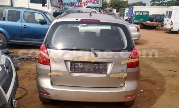 Buy Used Toyota Corolla Verso Beige Car in Lome in Togo Buy Used Toyota Corolla Verso Beige Car in Lome in Togo