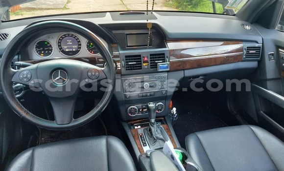 Acheter Occasion Voiture Mercedes‒Benz GLK–Class Noir à Lomé, Togo Acheter Occasion Voiture Mercedes‒Benz GLK–Class Noir à Lomé, Togo