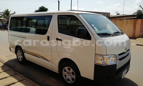 Acheter Neuf Voiture Toyota Hiace Blanc à Lomé, Togo Acheter Neuf Voiture Toyota Hiace Blanc à Lomé, Togo