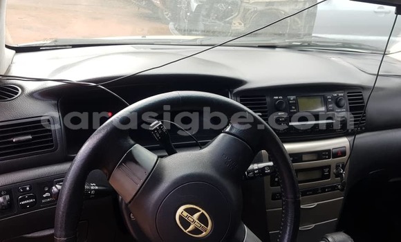 Acheter Occasion Voiture Toyota Corolla Gris à Lomé, Togo Acheter Occasion Voiture Toyota Corolla Gris à Lomé, Togo