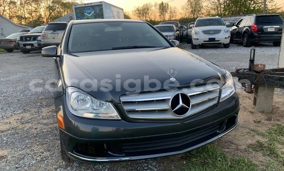 Acheter Import Voiture Mercedes‒Benz 300–Series Noir à Lomé, Togo Acheter Import Voiture Mercedes‒Benz 300–Series Noir à Lomé, Togo
