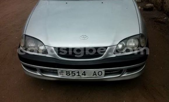 Acheter Occasion Voiture Toyota Avensis Gris à Adawlato au Togo Acheter Occasion Voiture Toyota Avensis Gris à Adawlato au Togo