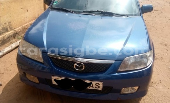 Acheter Occasion Voiture Mazda 323 Bleu à Adawlato, Togo Acheter Occasion Voiture Mazda 323 Bleu à Adawlato, Togo