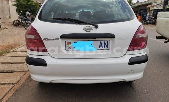 Acheter Occasion Voiture Nissan Almera Blanc à Adawlato, Togo Acheter Occasion Voiture Nissan Almera Blanc à Adawlato, Togo