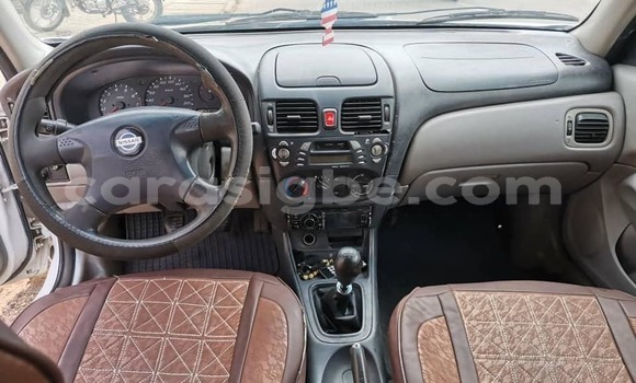 Acheter Occasion Voiture Nissan Almera Blanc à Adawlato, Togo Acheter Occasion Voiture Nissan Almera Blanc à Adawlato, Togo