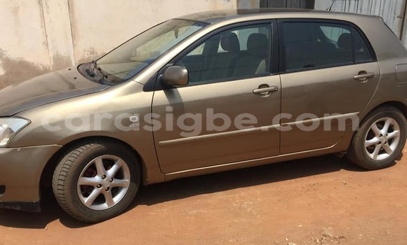 Acheter Occasion Voiture Toyota Corolla Marron à Adawlato, Togo Acheter Occasion Voiture Toyota Corolla Marron à Adawlato, Togo