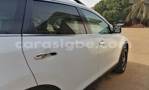 Buy Used Mazda CX-9 White Car in Adawlato in Togo Buy Used Mazda CX-9 White Car in Adawlato in Togo