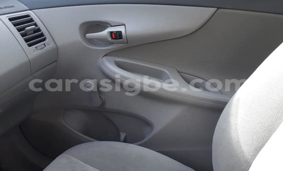 Acheter Occasion Voiture Toyota Avensis Gris à Adawlato, Togo Acheter Occasion Voiture Toyota Avensis Gris à Adawlato, Togo