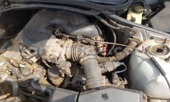 Acheter Occasion Voiture BMW 3–Series Gris à Lomé, Togo Acheter Occasion Voiture BMW 3–Series Gris à Lomé, Togo