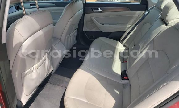 Acheter Occasion Voiture Hyundai Sonata Rouge à Lomé, Togo Acheter Occasion Voiture Hyundai Sonata Rouge à Lomé, Togo