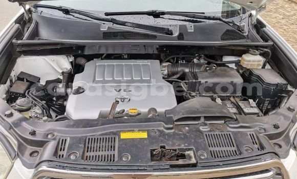 Acheter Occasion Voiture Toyota Highlander Blanc à Lomé, Togo Acheter Occasion Voiture Toyota Highlander Blanc à Lomé, Togo