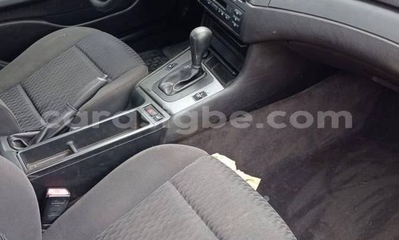 Acheter Occasion Voiture BMW 3–Series Noir à Lomé, Togo Acheter Occasion Voiture BMW 3–Series Noir à Lomé, Togo