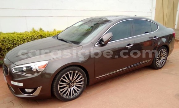 Acheter Occasion Voiture Kia Cadenza Noir à Lomé, Togo Acheter Occasion Voiture Kia Cadenza Noir à Lomé, Togo