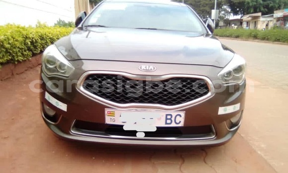 Acheter Occasion Voiture Kia Cadenza Noir à Lomé, Togo Acheter Occasion Voiture Kia Cadenza Noir à Lomé, Togo