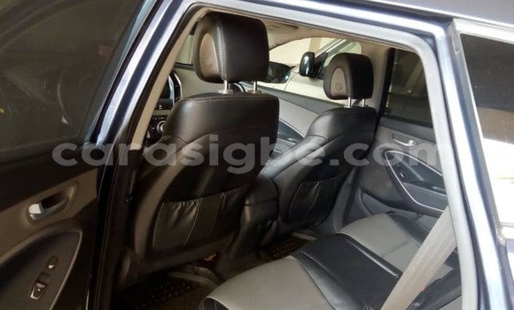 Acheter Occasion Voiture Hyundai Santa Fe Bleu à Lomé, Togo Acheter Occasion Voiture Hyundai Santa Fe Bleu à Lomé, Togo