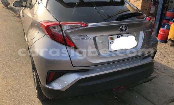 Acheter Occasion Voiture Toyota C-HR Gris à Lomé, Togo Acheter Occasion Voiture Toyota C-HR Gris à Lomé, Togo