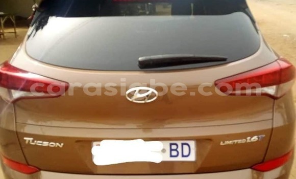 Acheter Occasion Voiture Hyundai Tucson Marron à Lomé, Togo Acheter Occasion Voiture Hyundai Tucson Marron à Lomé, Togo