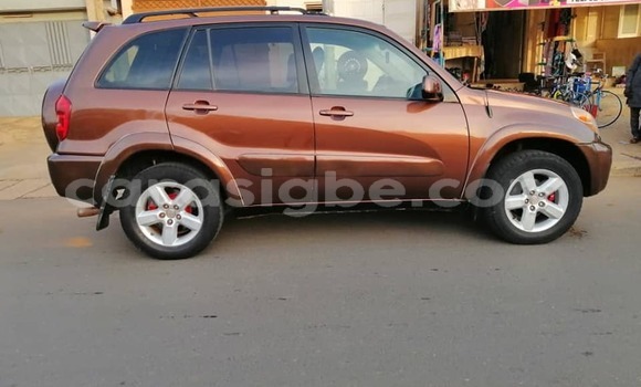 Acheter Occasion Voiture Toyota RAV4 Marron à Adawlato, Togo Acheter Occasion Voiture Toyota RAV4 Marron à Adawlato, Togo