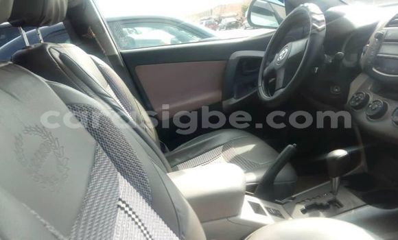 Acheter Occasion Voiture Toyota RAV4 Marron à Adawlato, Togo Acheter Occasion Voiture Toyota RAV4 Marron à Adawlato, Togo