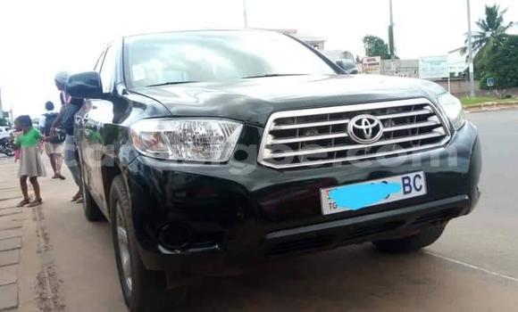 Acheter Occasion Voiture Toyota Highlander Noir à Adawlato, Togo Acheter Occasion Voiture Toyota Highlander Noir à Adawlato, Togo